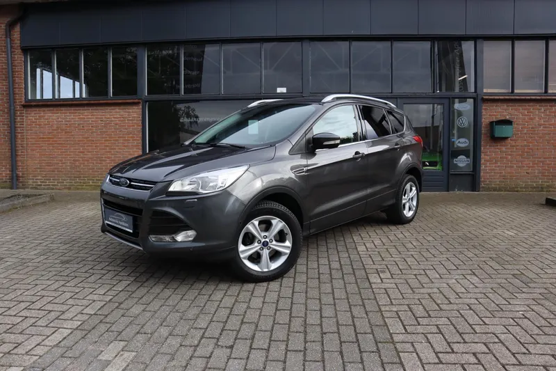 Ford Kuga (2016)