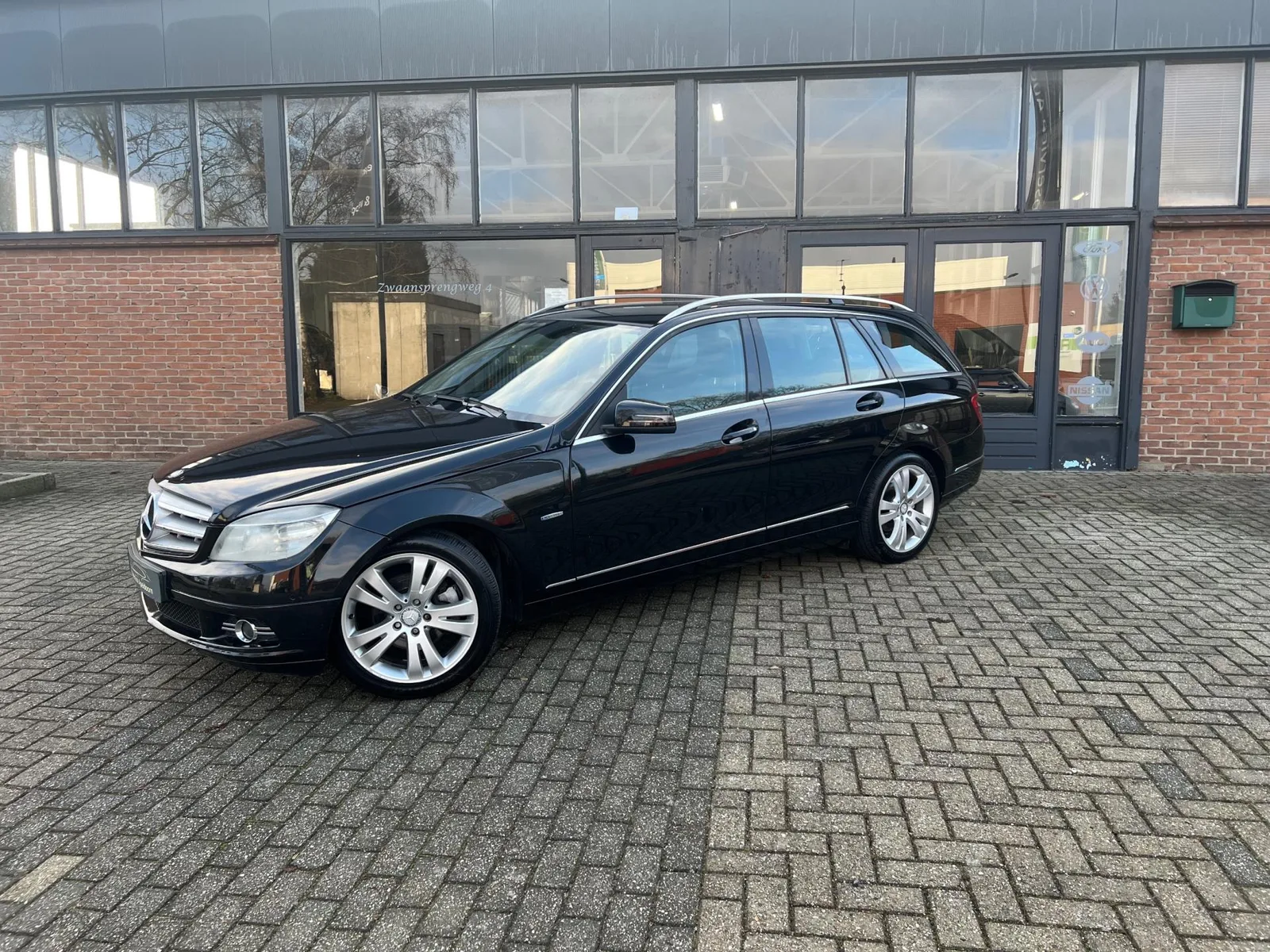 Mercedes-Benz C-Klasse (2011) — foto 1