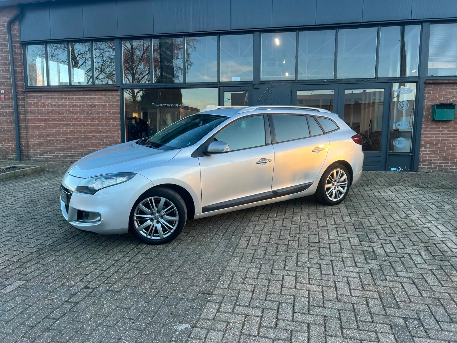 Renault Mégane (2011) — foto 1