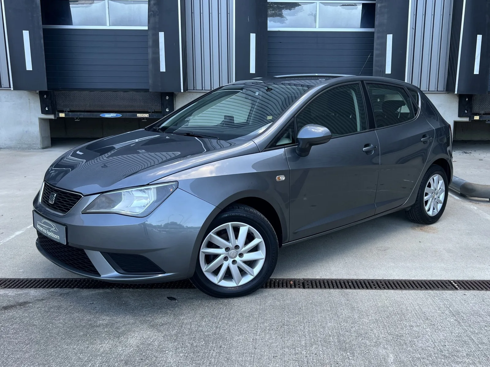 SEAT Ibiza (2014) — foto 1