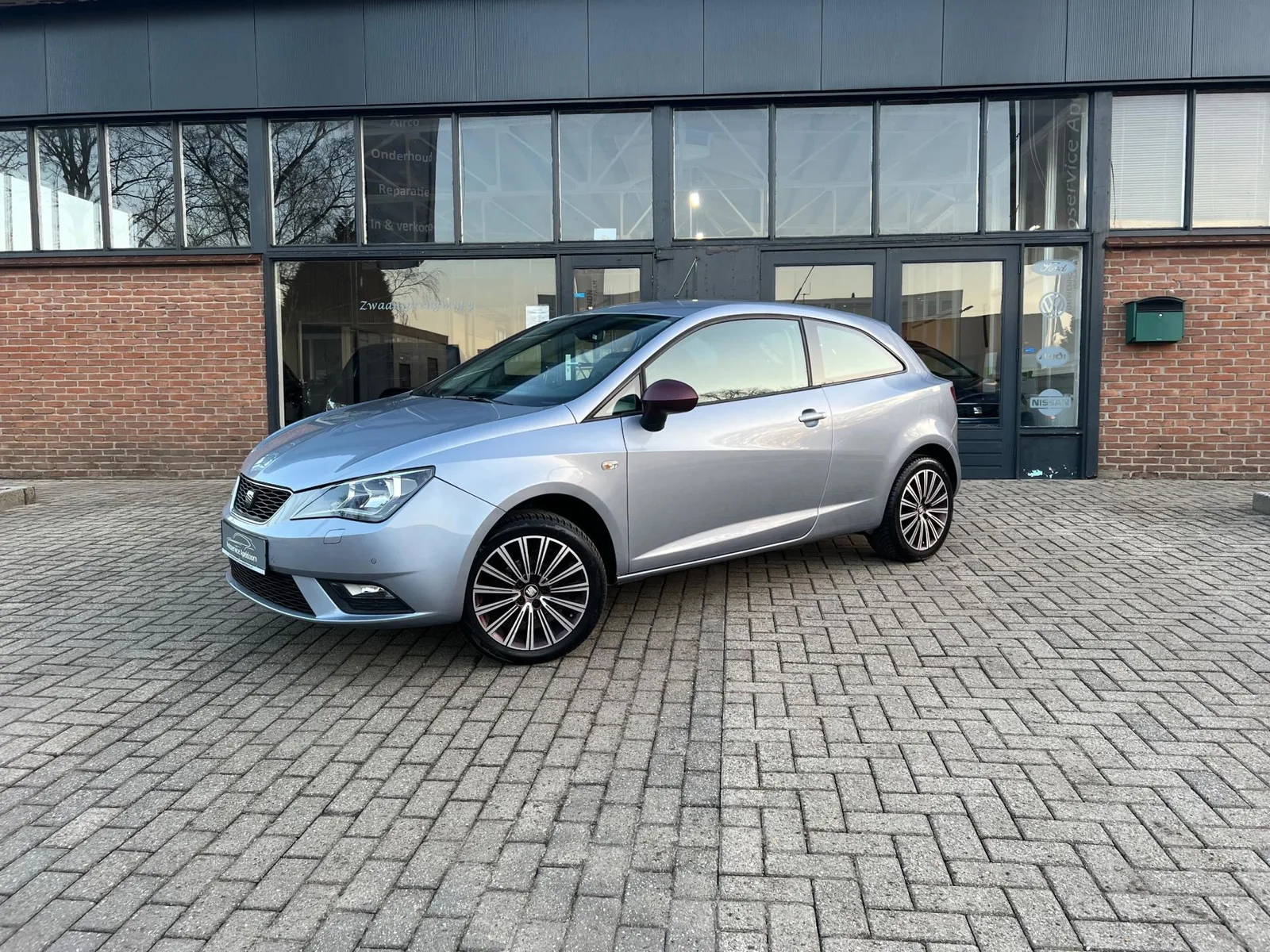 SEAT Ibiza (2015) — foto 1