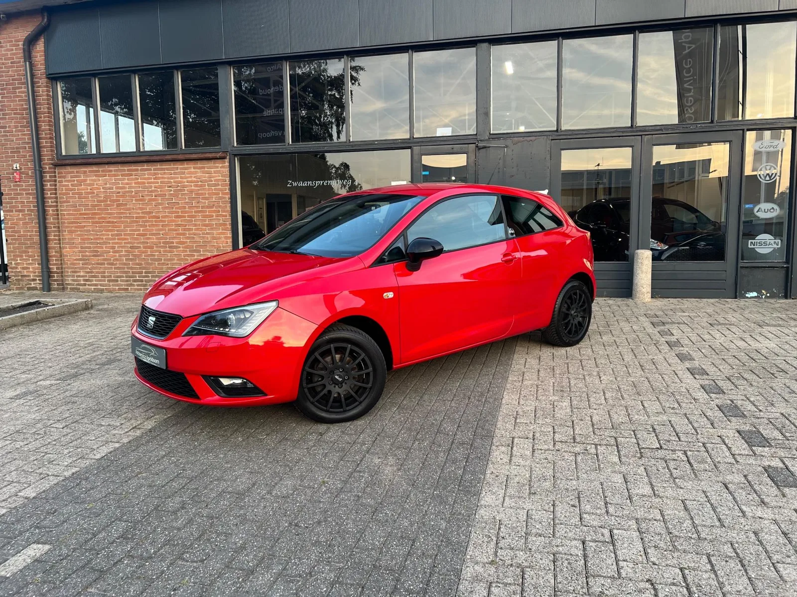 SEAT Ibiza (2015) — foto 1