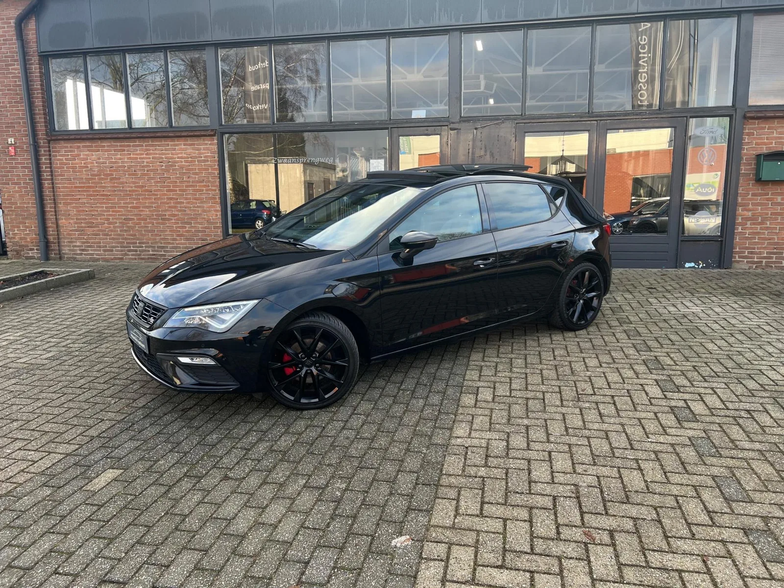 SEAT Leon (2018) — foto 1