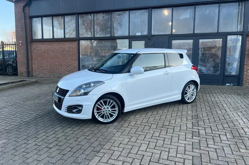 Suzuki Swift (2015)