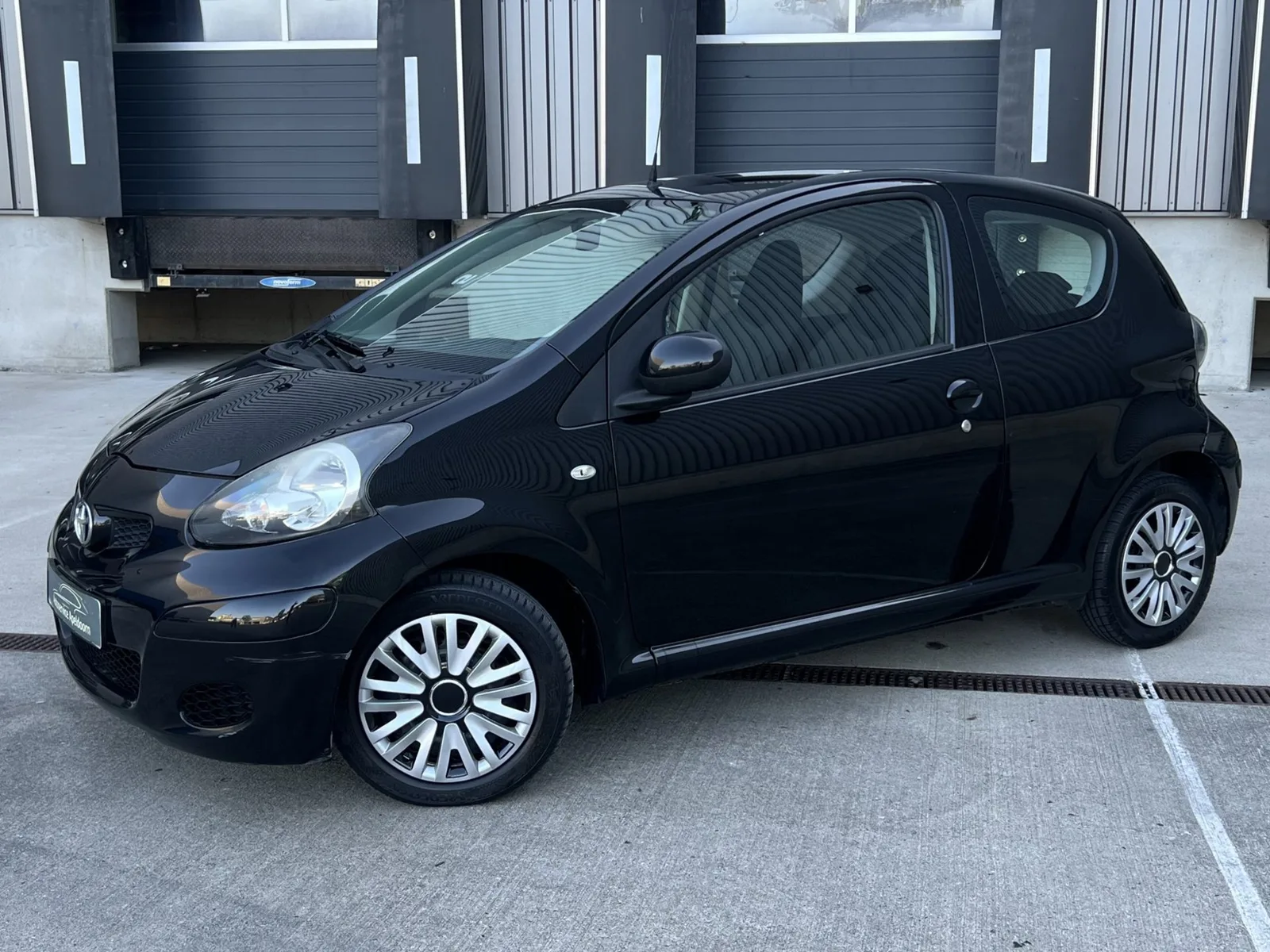 Toyota Aygo (2009) — foto 1