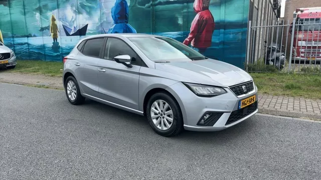 SEAT Ibiza (2024) — foto 1