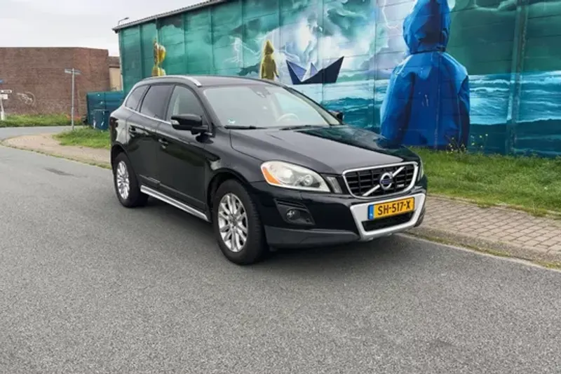 Volvo XC60 (2010)