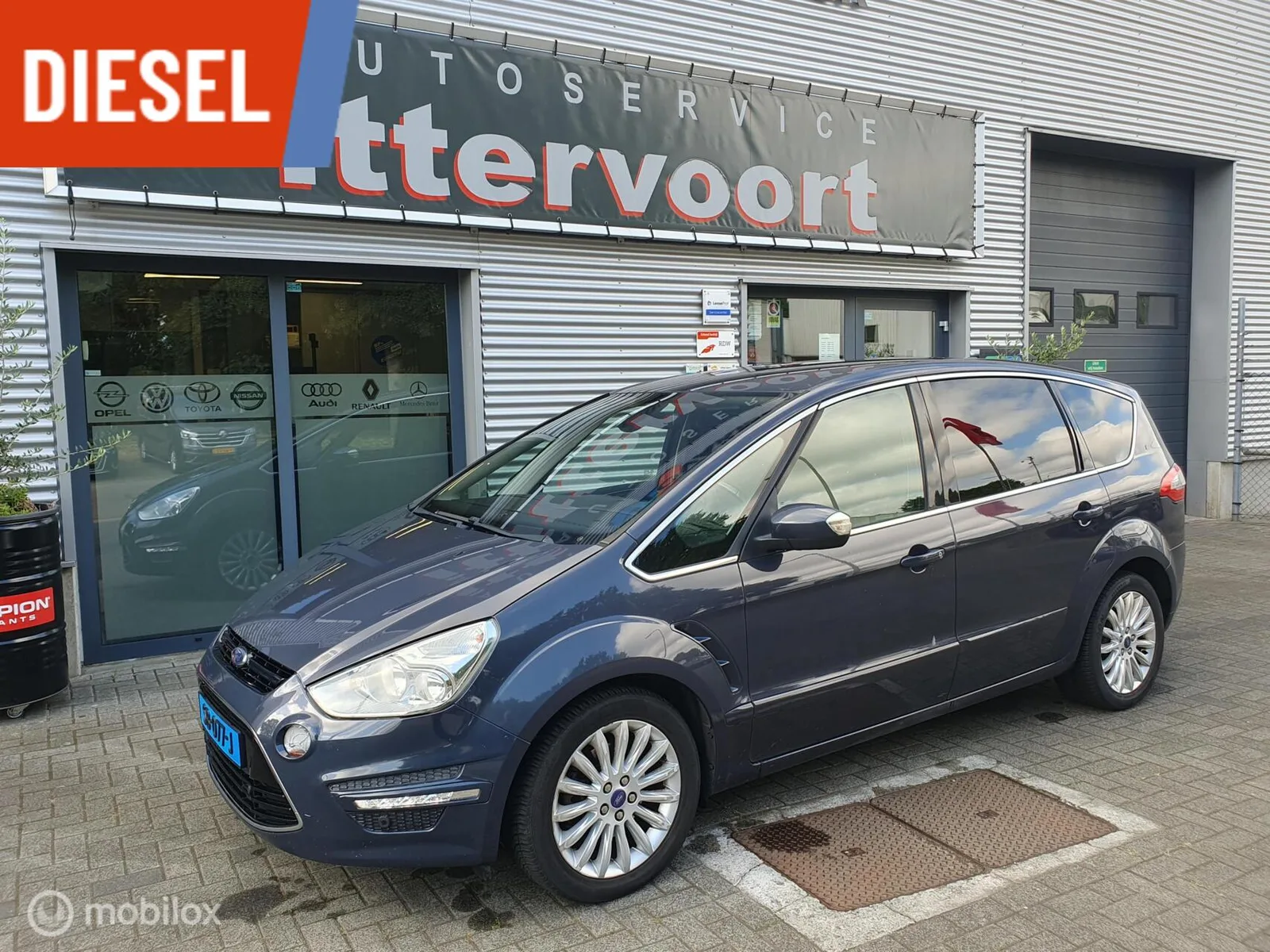 Ford S-Max (2013) — foto 1