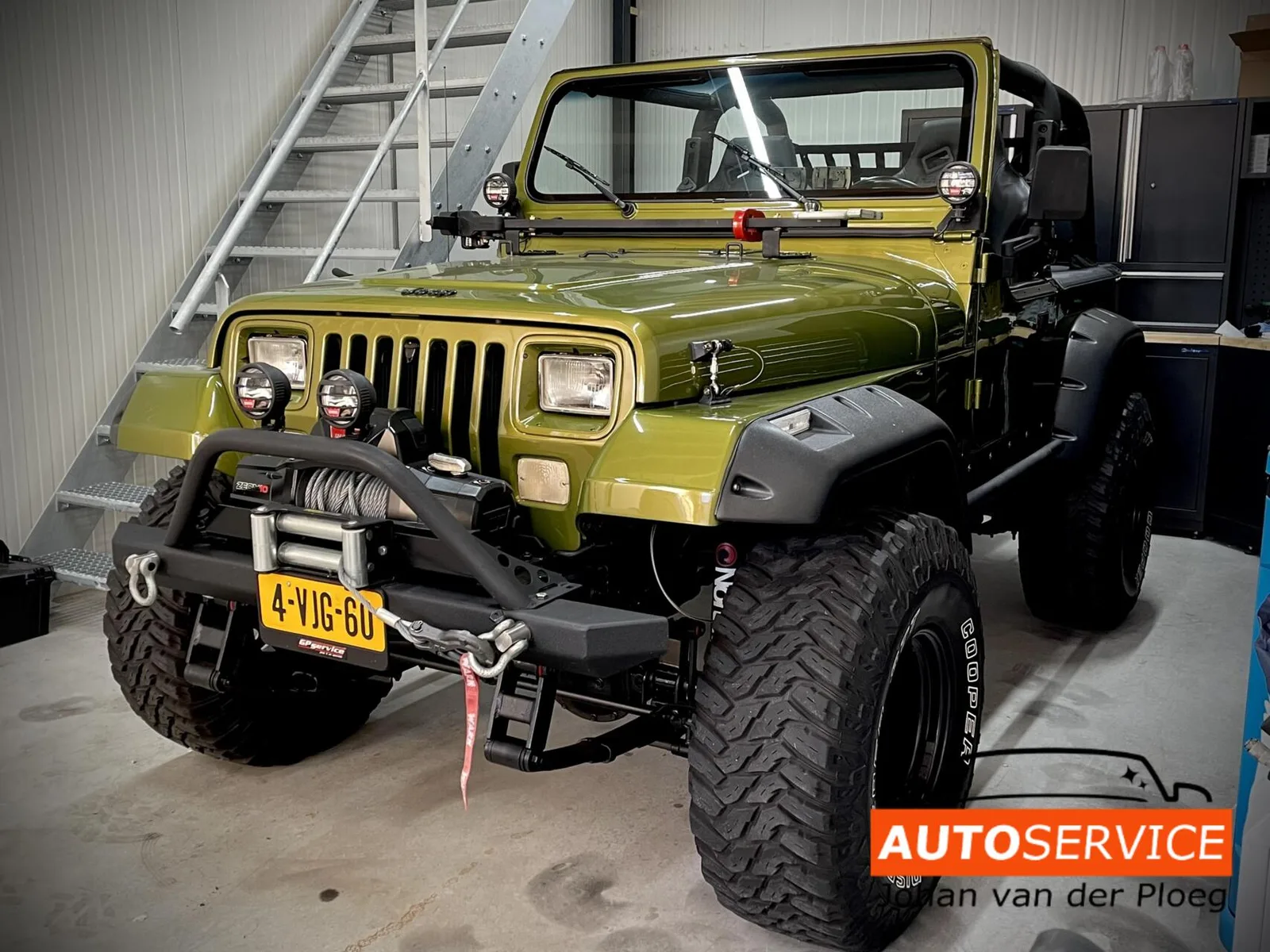 Jeep Wrangler (1990) — foto 1