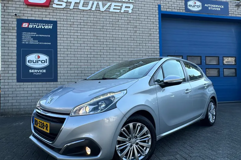 Peugeot 208 (2017)