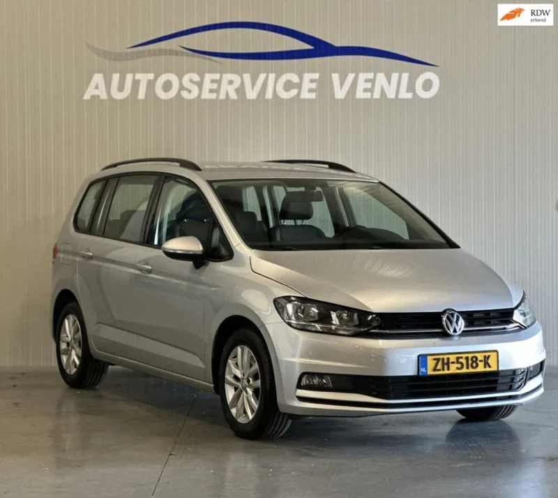 Volkswagen Touran (2018) — foto 1