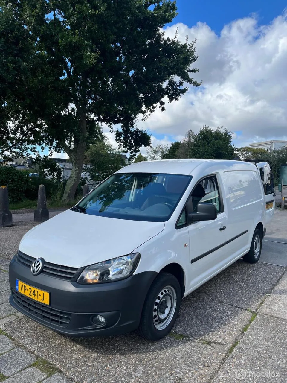 Volkswagen Caddy (2015) — foto 1