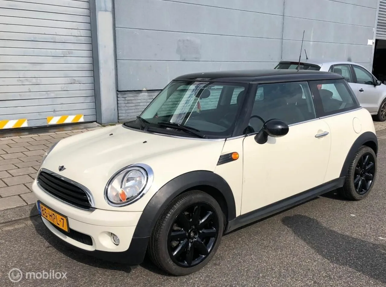 MINI Cooper (2009) — foto 1