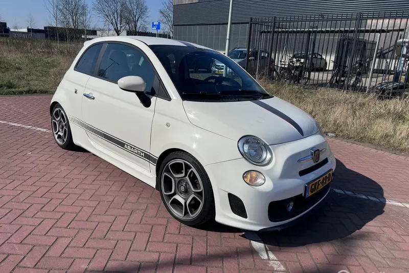 Fiat 500 (2015)