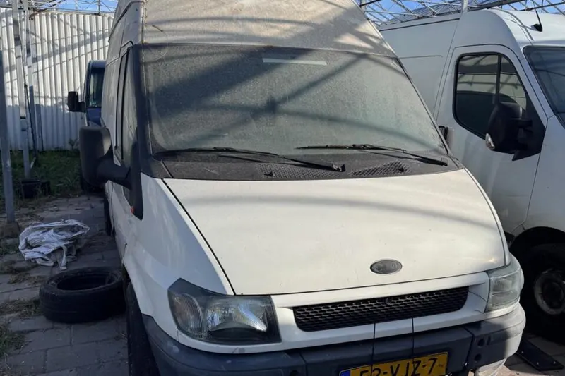 Ford Transit (2005)