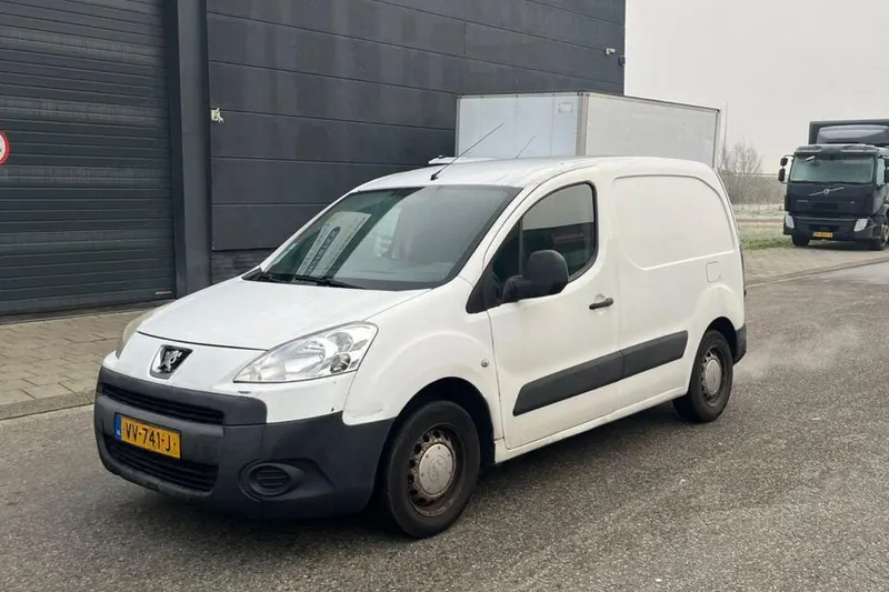 Peugeot Partner (2012)