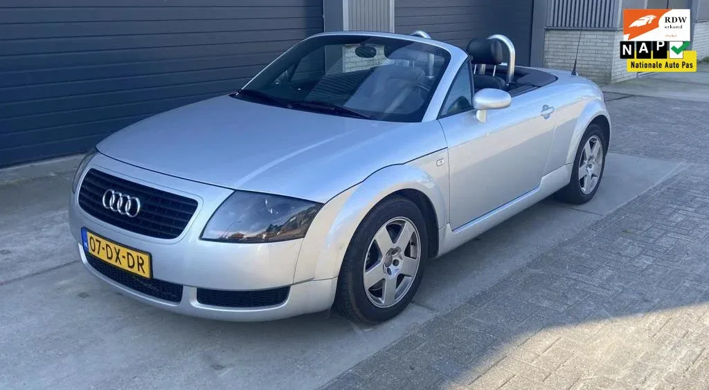 Audi TT (2000) — foto 1
