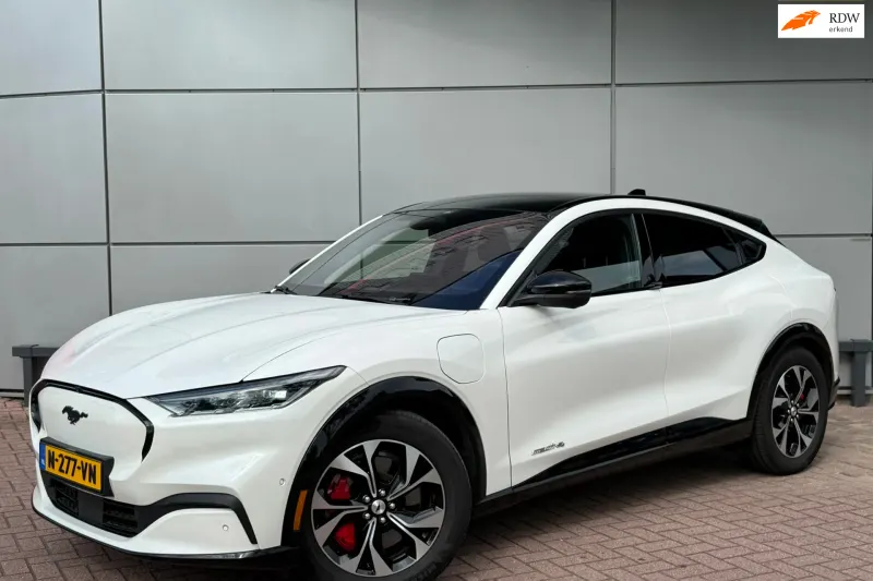 Ford Mustang (2021)