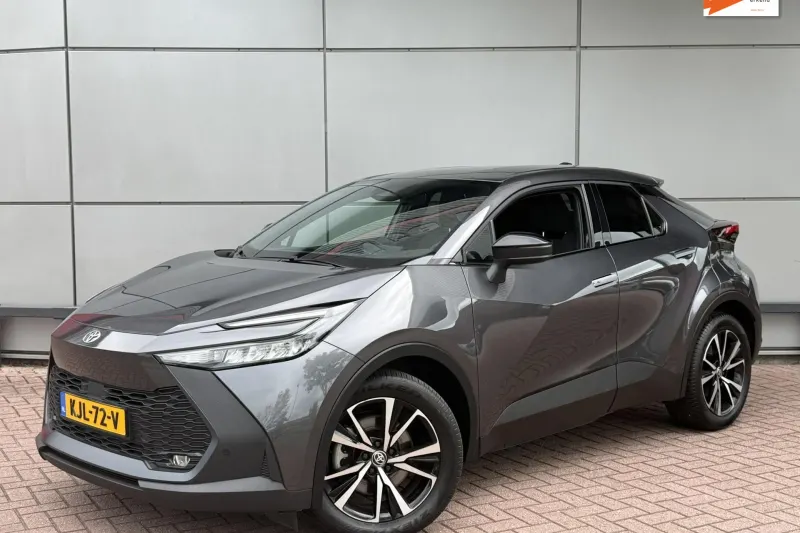 Toyota C-HR (2025)