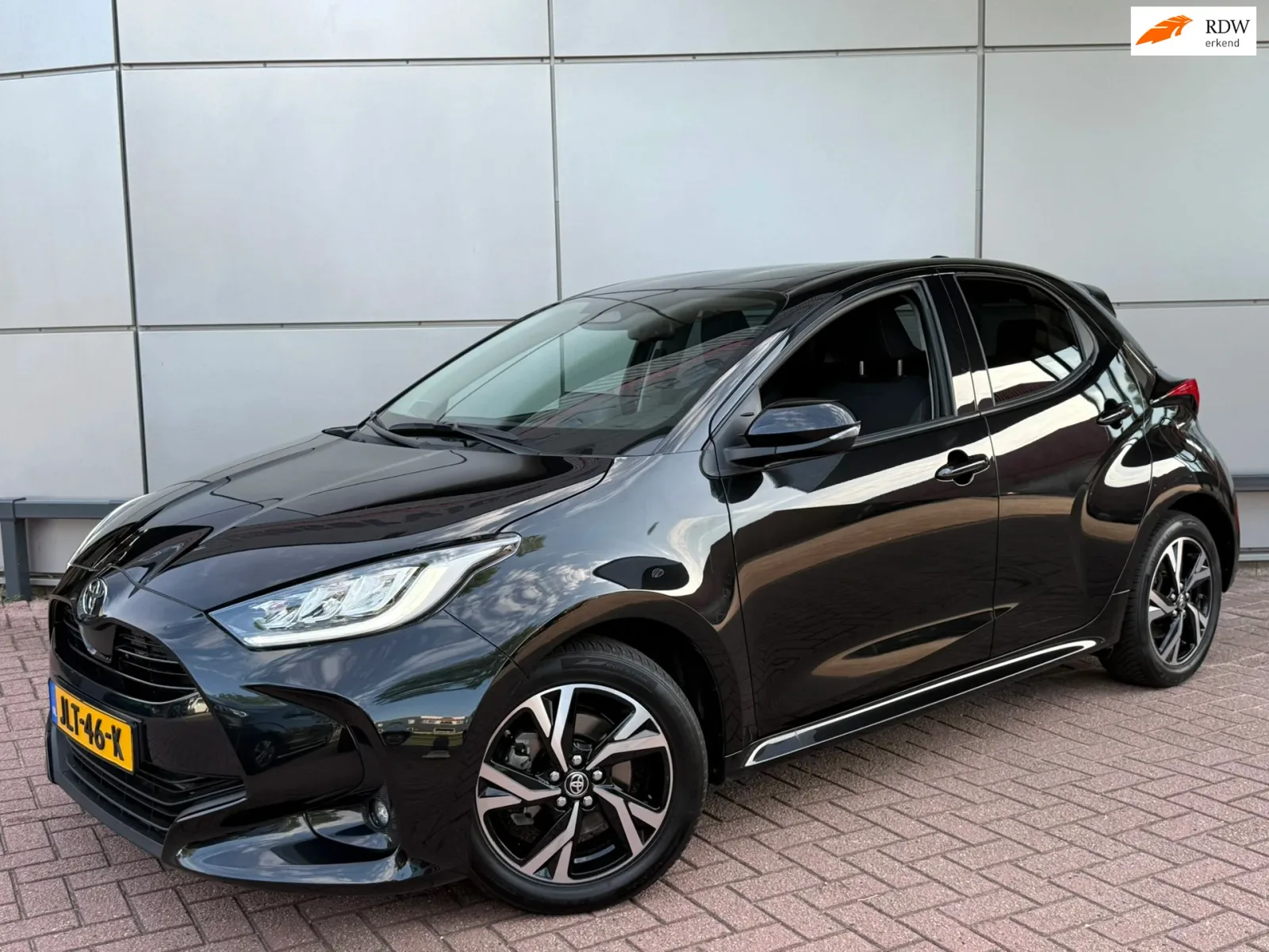 Toyota Yaris (2025) — foto 1