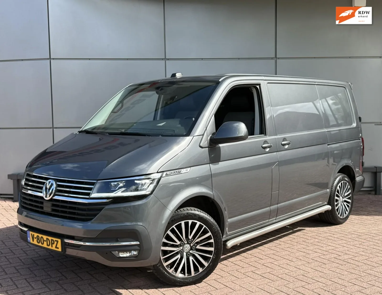 Volkswagen Transporter (2024) — foto 1