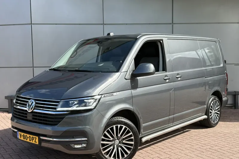 Volkswagen Transporter (2024)