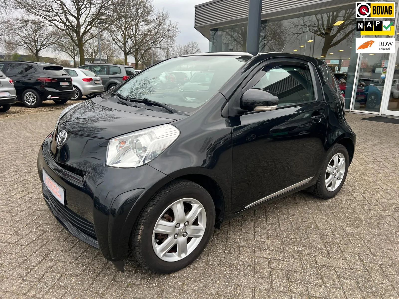 Toyota IQ (2010) — foto 1