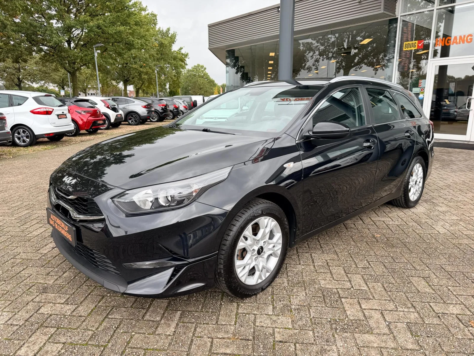 Kia Ceed Sportswagon (2022) — foto 1