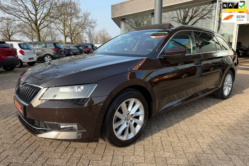 Škoda Superb (2016)