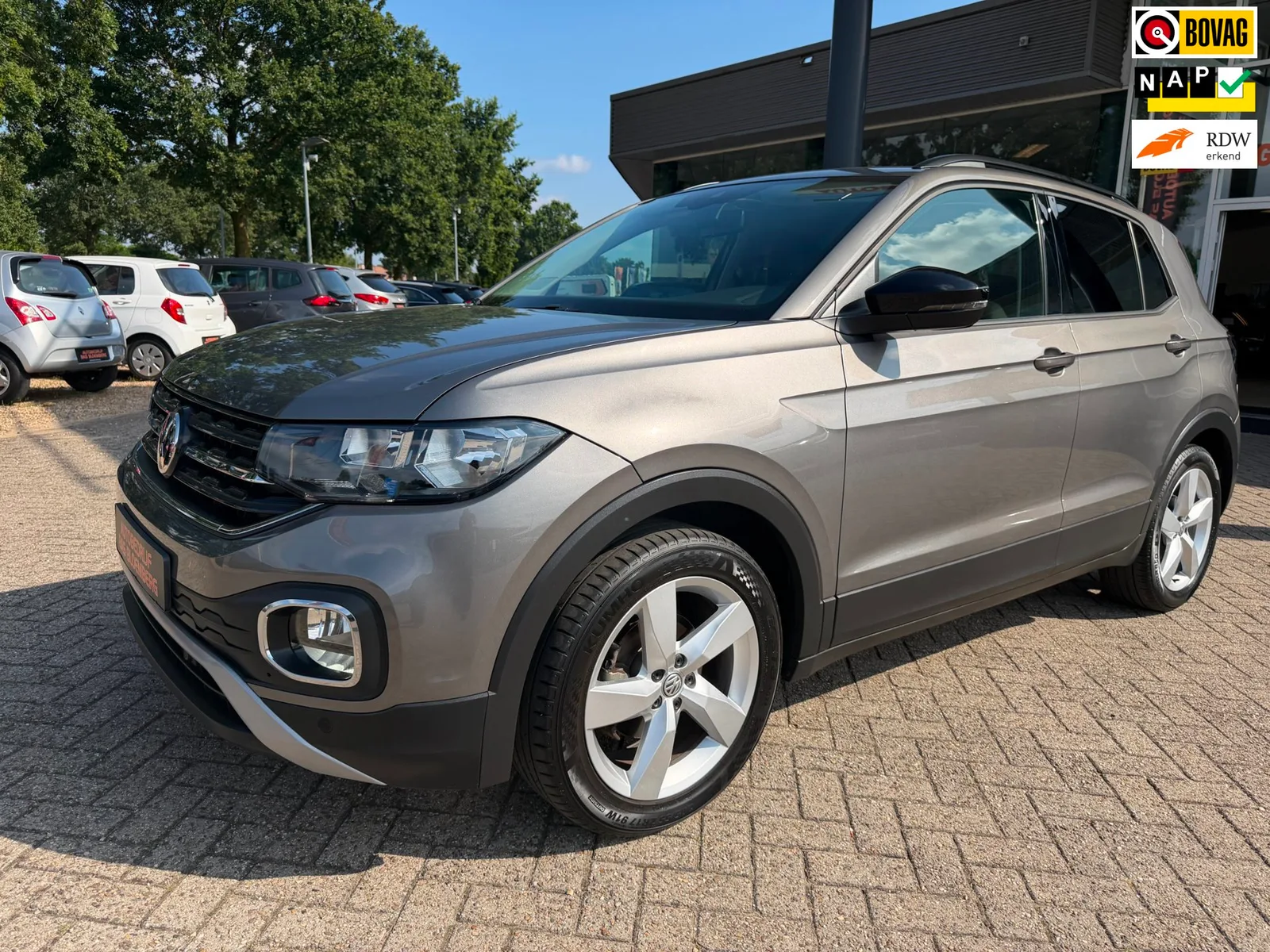 Volkswagen T-Cross (2019) — foto 1