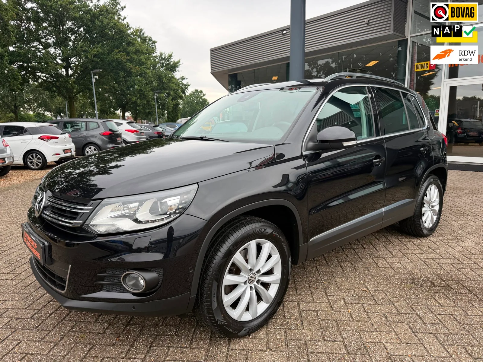 Volkswagen Tiguan (2012) — foto 1