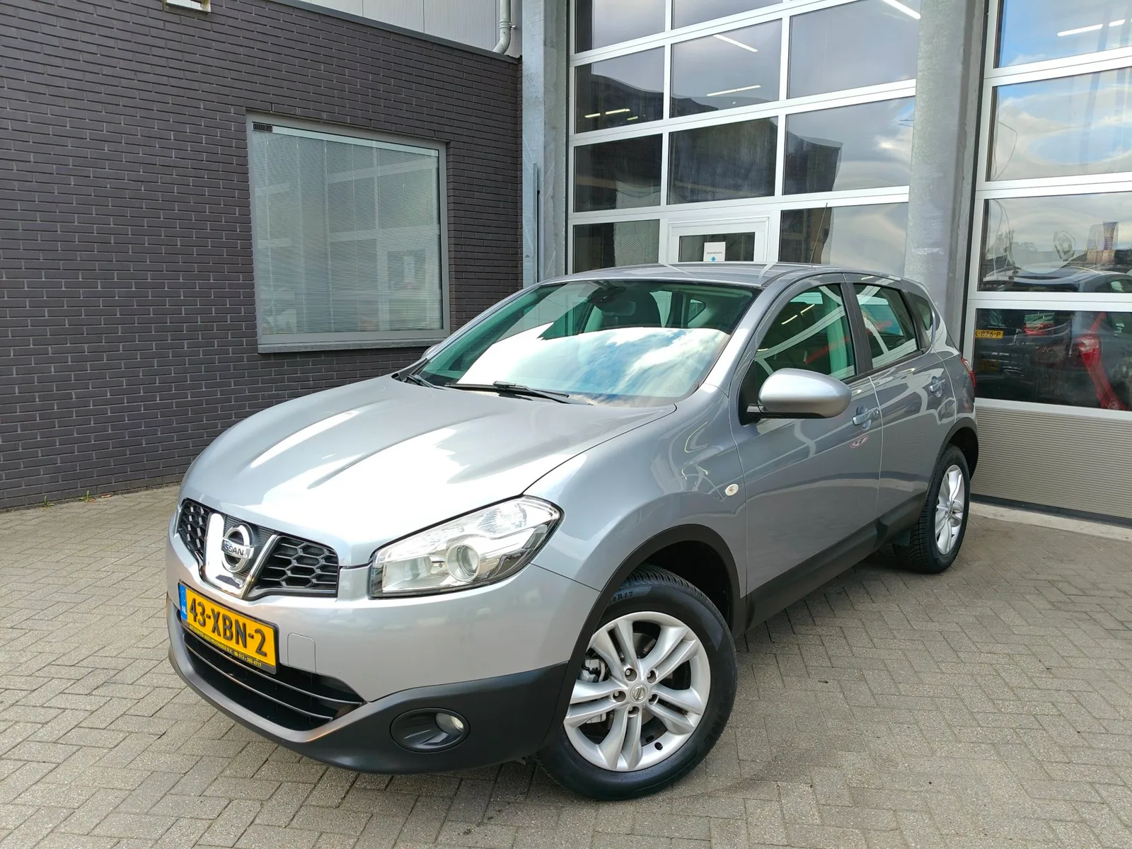 Nissan Qashqai (2012) — foto 1