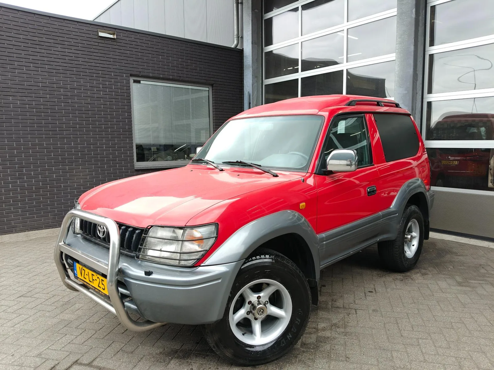 Toyota LandCr. Chall (1998) — foto 1