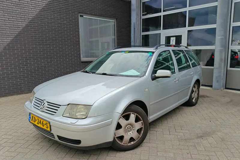 Volkswagen Bora (2000)