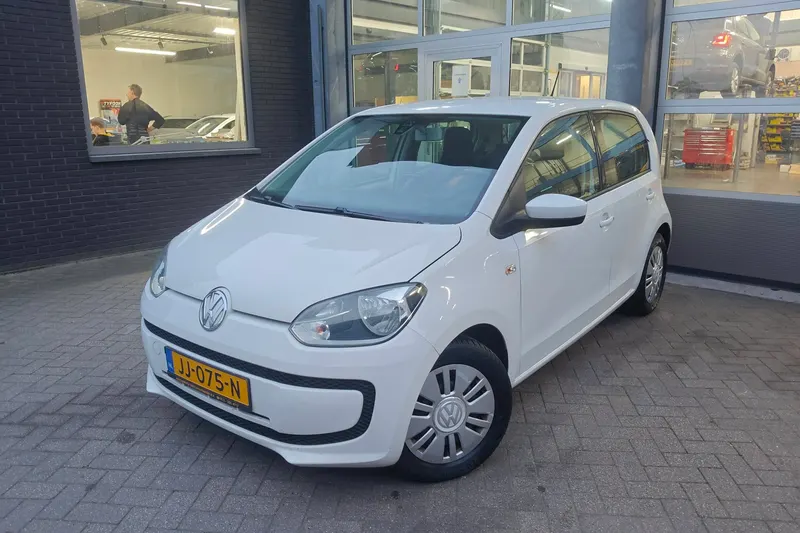 Volkswagen Up! (2016)
