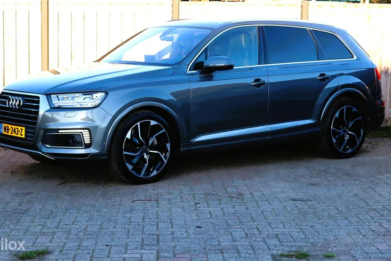 Audi Q7 (2016)