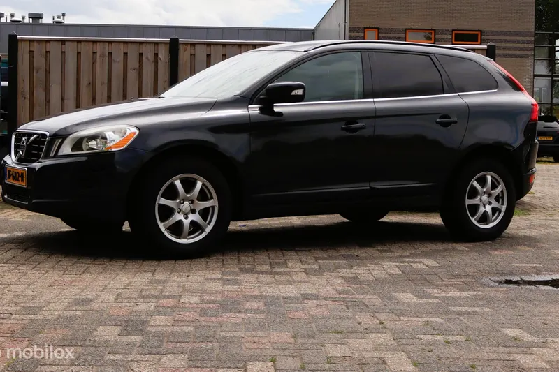 Volvo XC60 (2011)