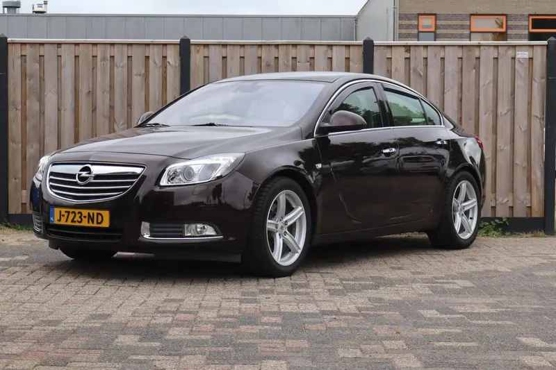 Opel Insignia (2012)
