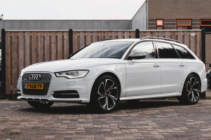 Audi A6 Allroad (2013)