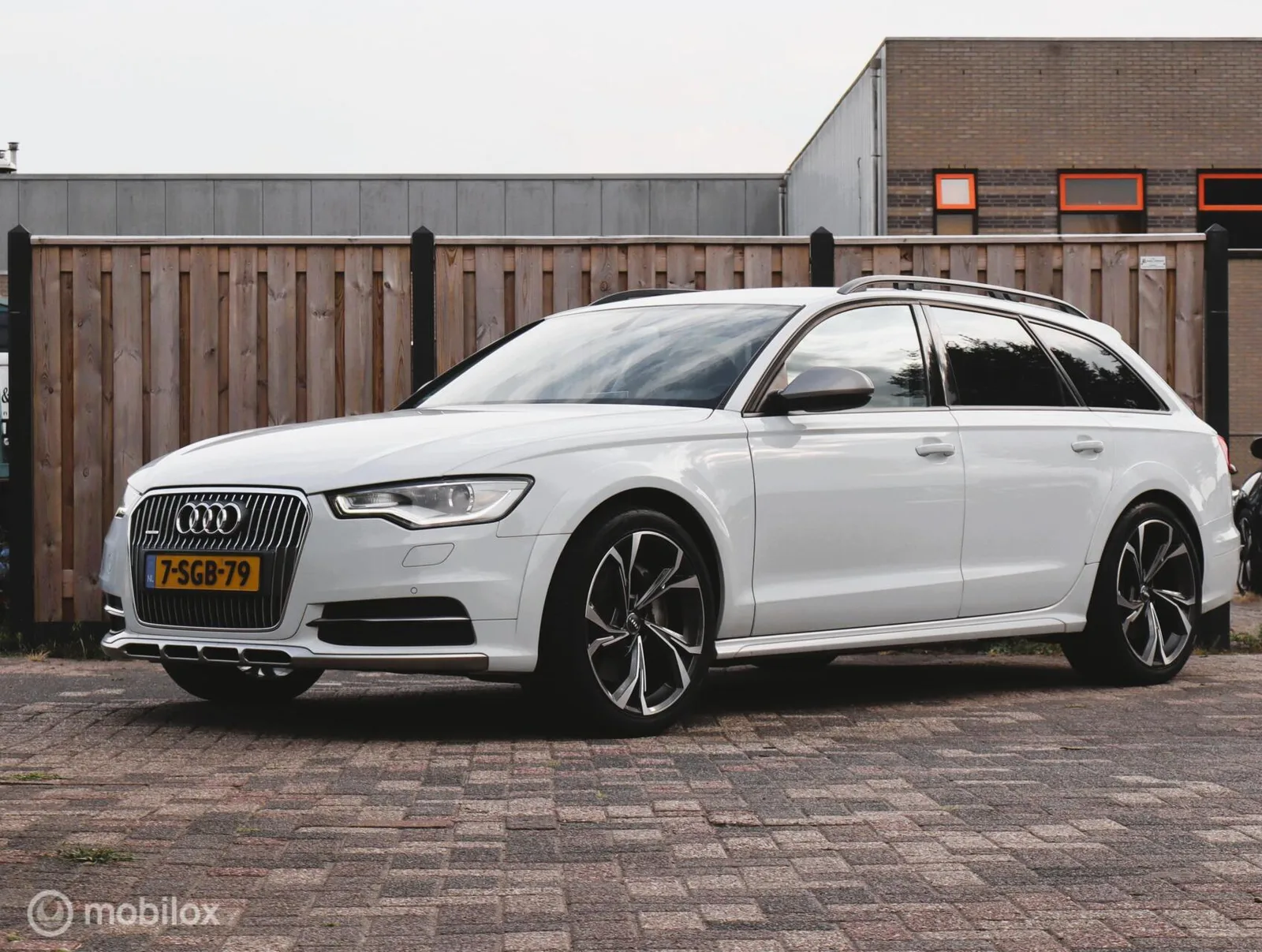 Audi A6 Allroad (2013) — foto 1