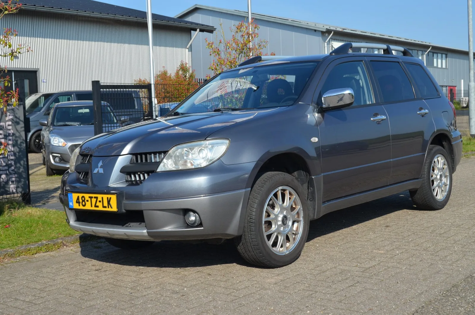 Mitsubishi Outlander (2007) — foto 1