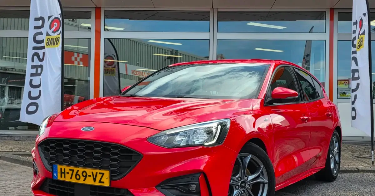 Ford Focus (2020) — foto 1