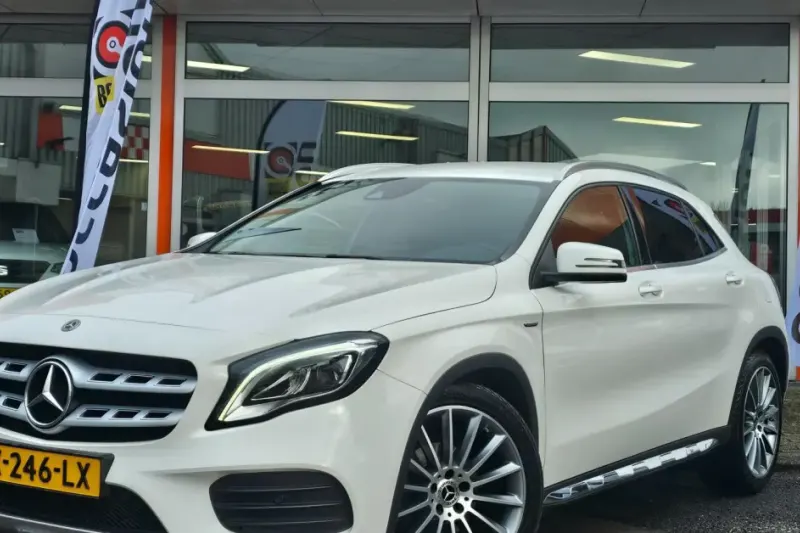 Mercedes-Benz GLA (2020)