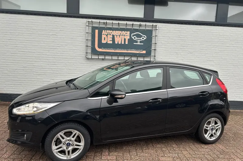 Ford Fiesta (2015)