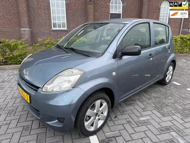 Daihatsu Sirion (2010) — foto 1