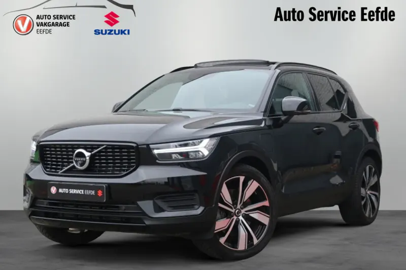 Volvo XC40 (2022)