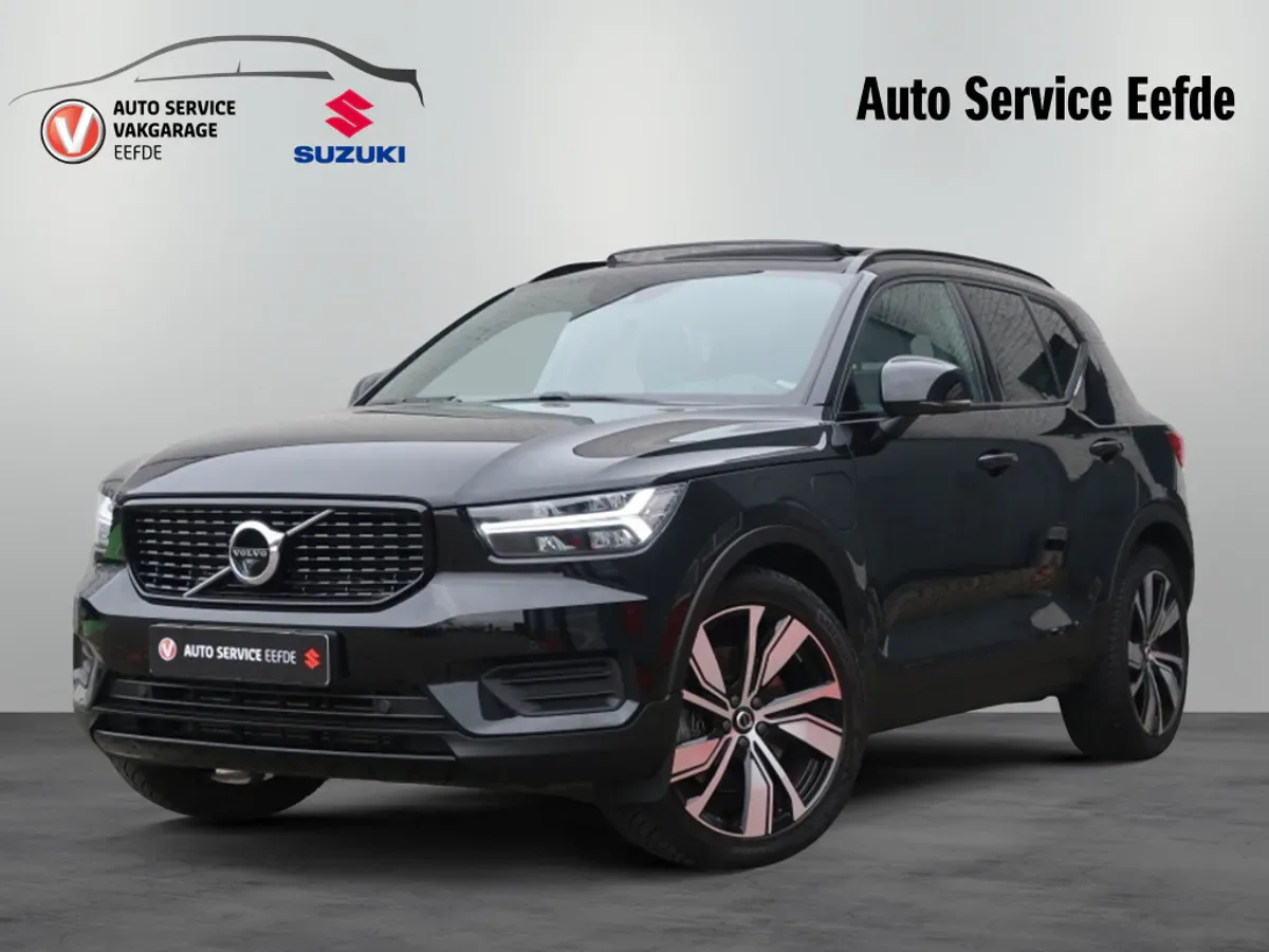 Volvo XC40 (2022) — foto 1