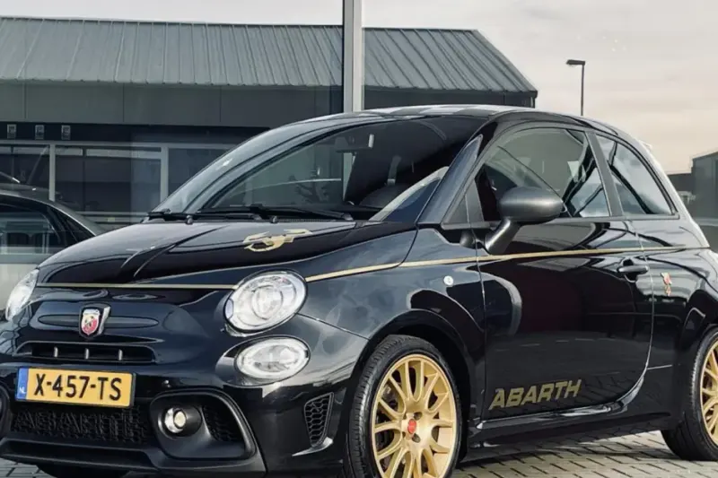 Abarth 595 (2021)
