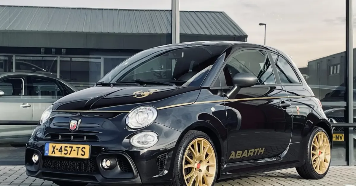 Abarth 595 (2021) — foto 1