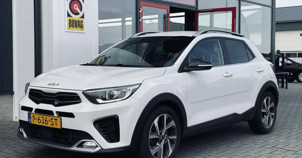 Kia Stonic (2022) — foto 1